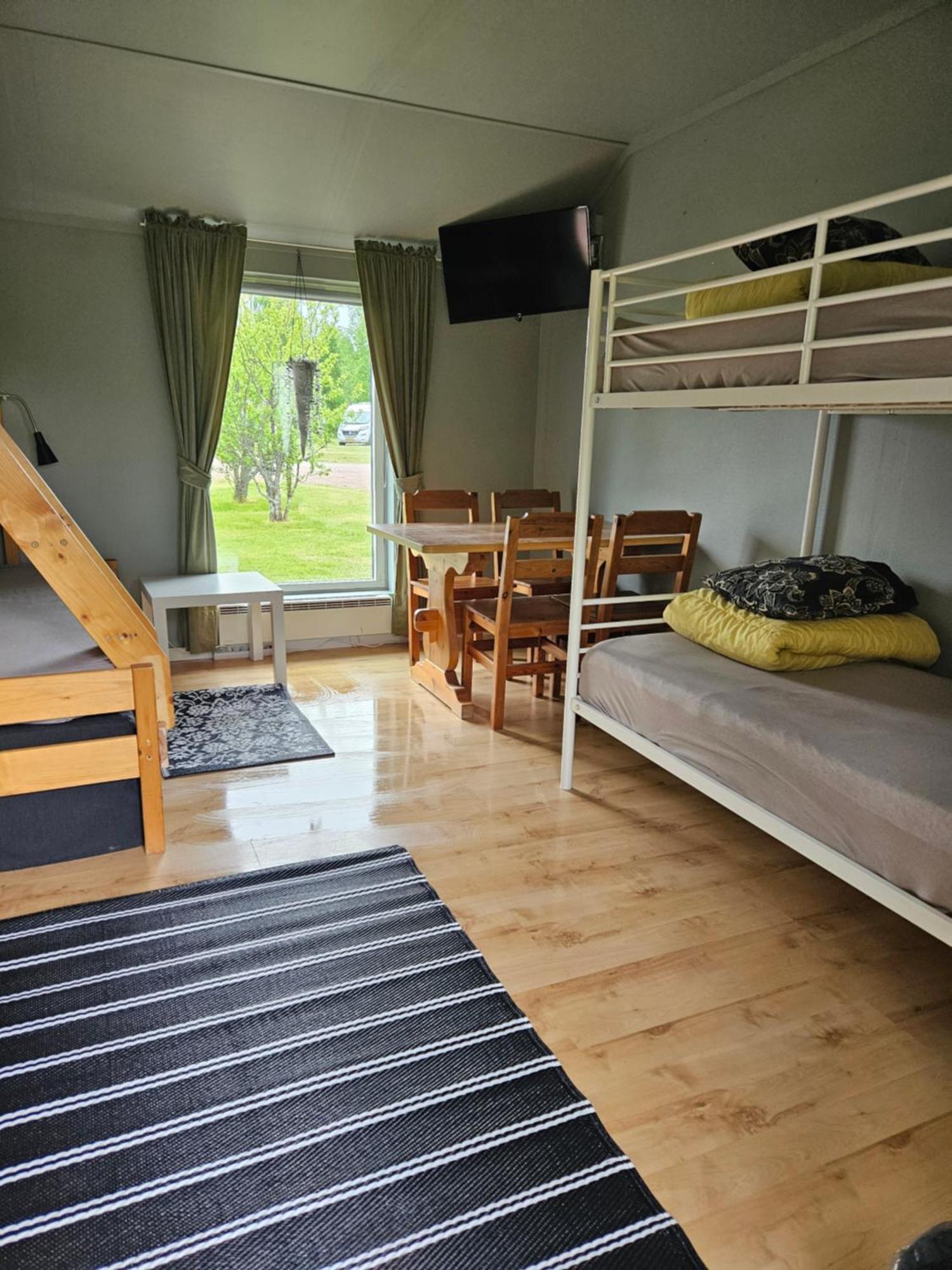 Life, Amasaengsgarden Holiday park